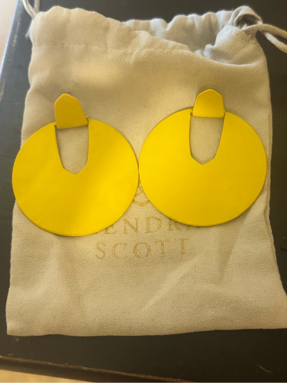 Kendra Scott Bright Yellow Round Drop Earrings